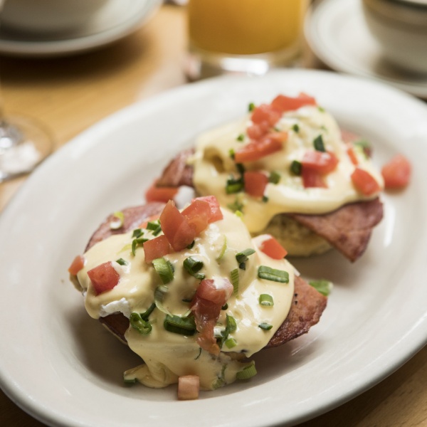 Classic Eggs Benedict